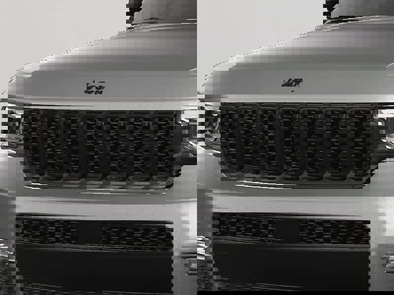 New 2025 Jeep Grand Cherokee L Limited w/ Black Appearance Package image 14