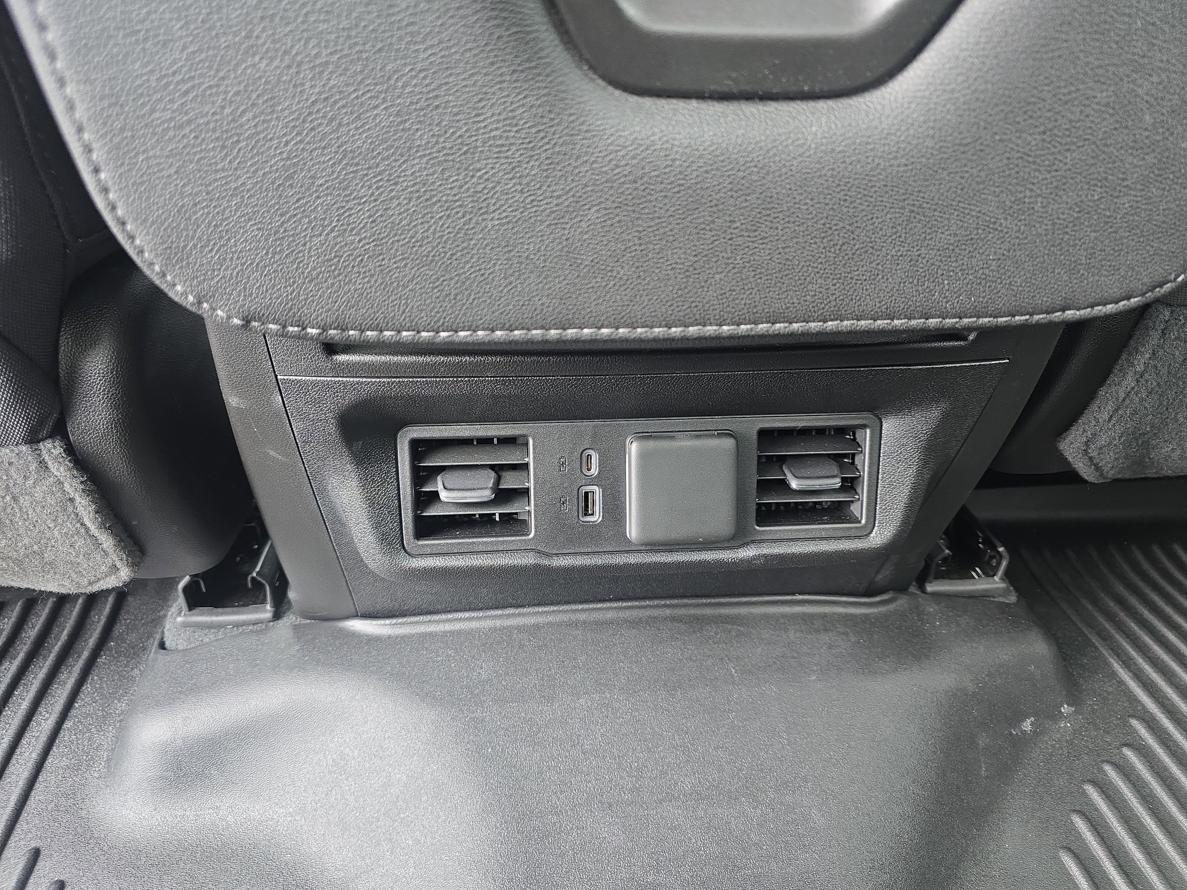 Used 2022 Chevrolet Silverado 1500 LT image 16