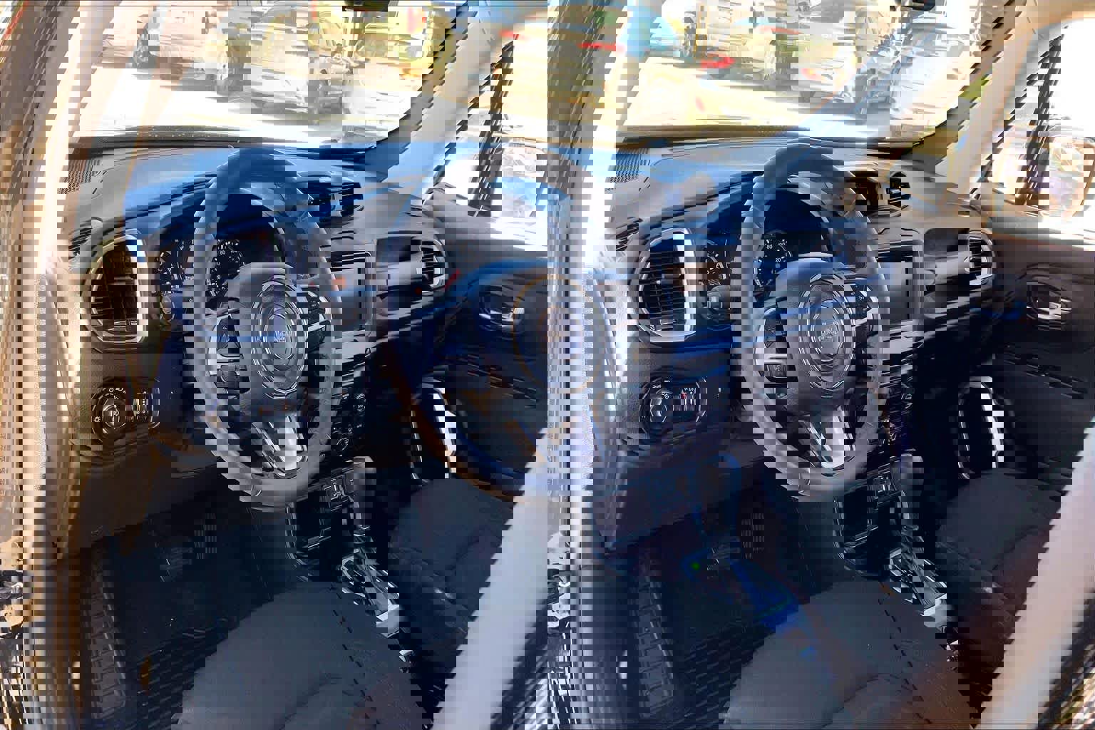 Used 2020 Jeep Renegade Latitude image 18