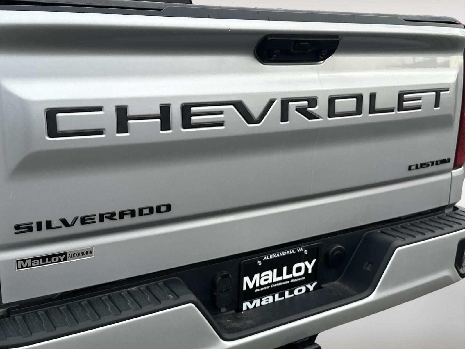 Used 2022 Chevrolet Silverado 1500 Custom image 7