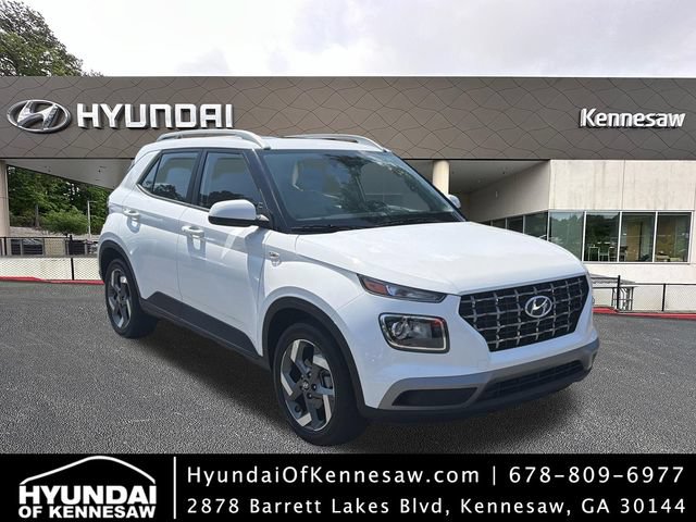 Certified 2025 Hyundai Venue SEL FWD image 1