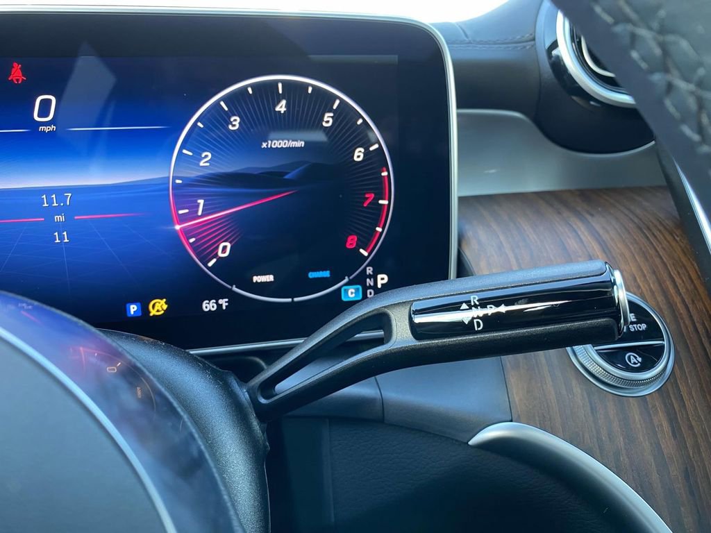 Certified 2025 Mercedes-Benz GLC 300 4MATIC image 21