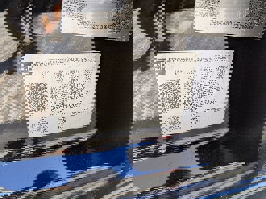 Used 2020 GMC Sierra 1500 AT4 w/ AT4 Premium Package image 31