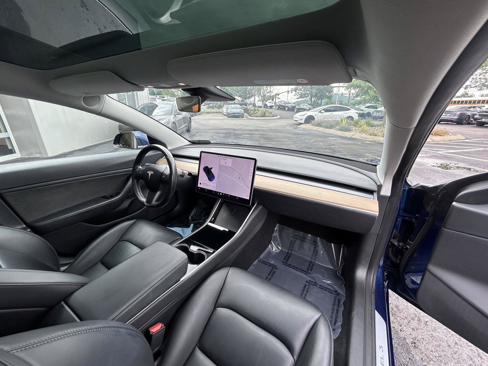 Used 2018 Tesla Model 3 Long Range AWD/4WD image 10