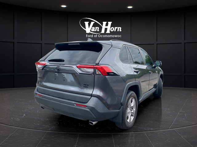 Used 2023 Toyota RAV4 XLE AWD/4WD image 7