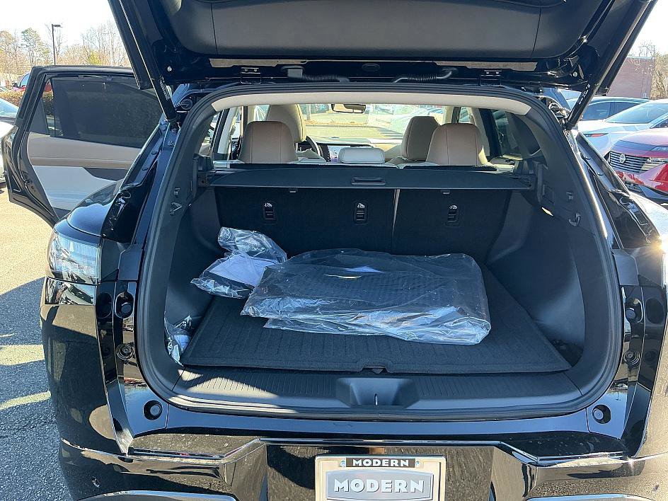 New 2026 Nissan Murano Platinum w/ Cargo Package image 25
