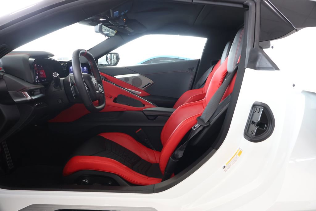 Used 2022 Chevrolet Corvette Stingray Preferred Conv w/ 2LT RWD image 17