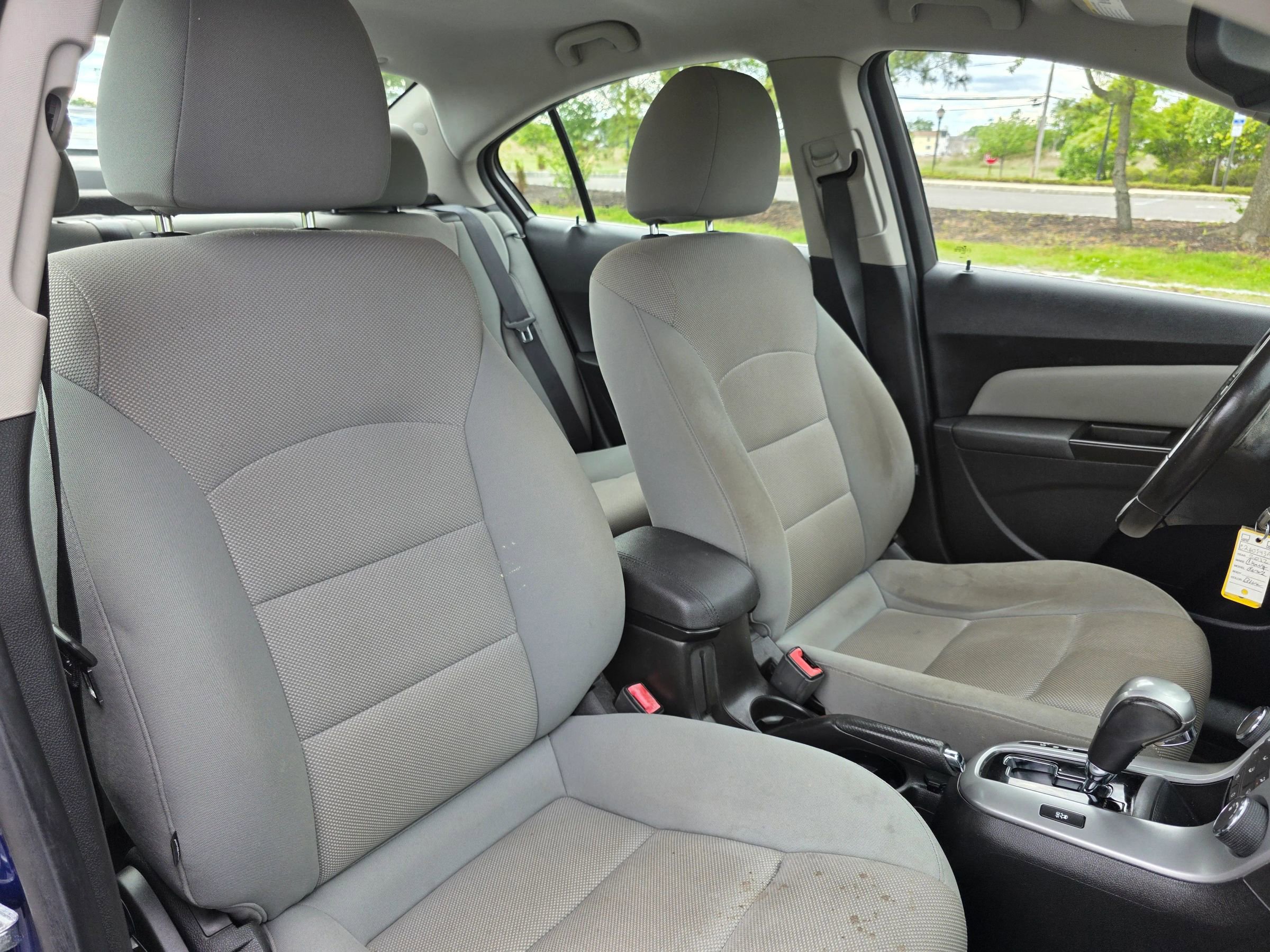 Used 2012 Chevrolet Cruze LT FWD image 16