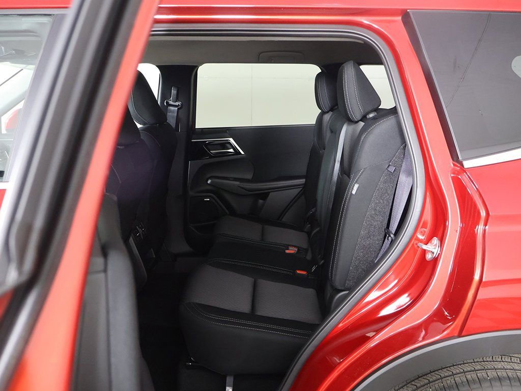 New 2026 Mitsubishi Outlander ES AWD/4WD image 32
