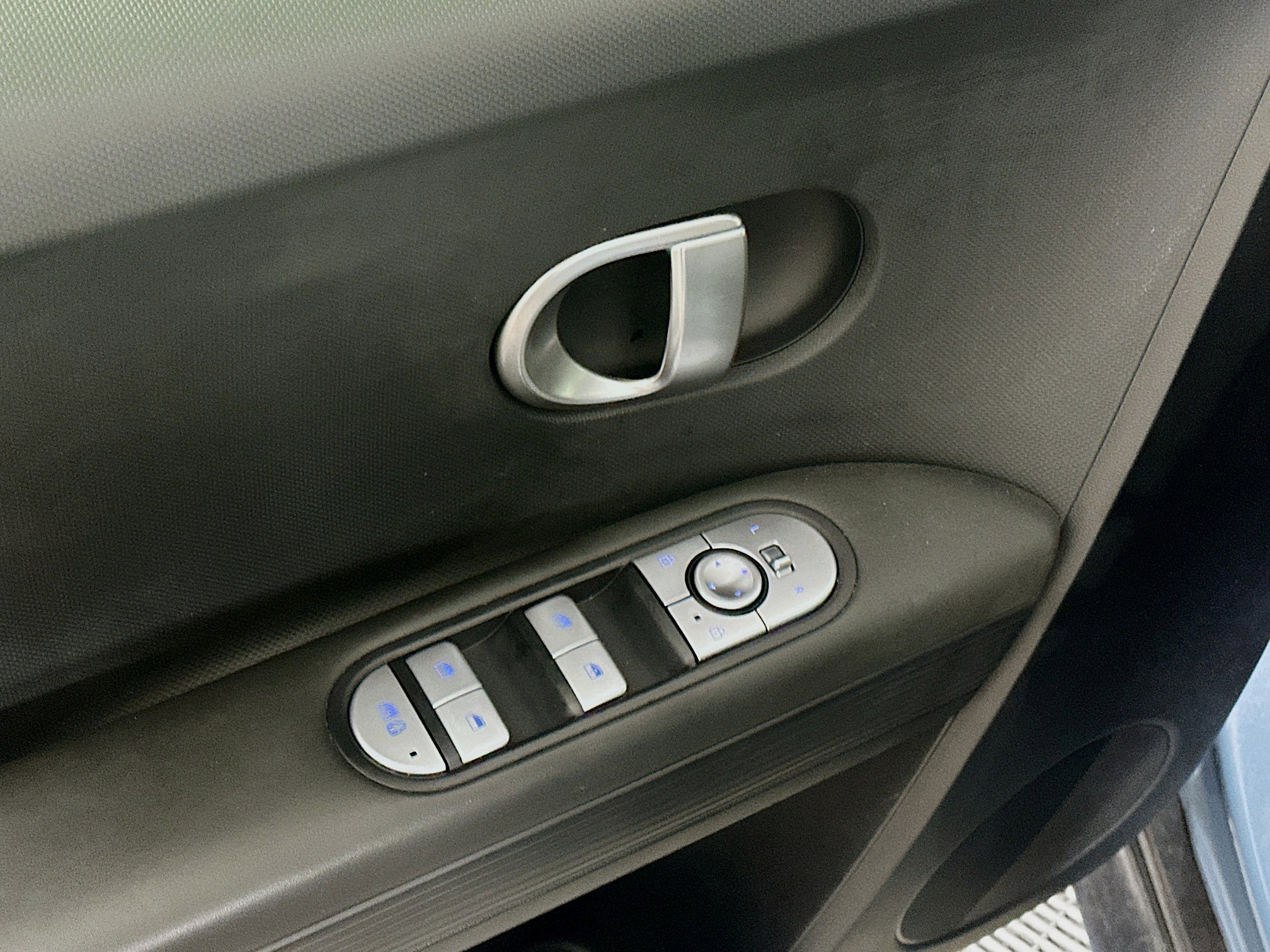 Used 2024 Hyundai Ioniq 5 SEL image 15