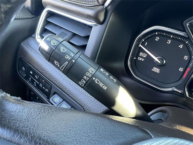 Used 2021 GMC Yukon Denali w/ Denali Premium Package image 26