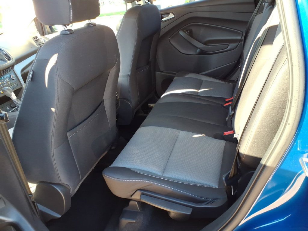 Used 2017 Ford Escape SE w/ Equipment Group 201A FWD image 11