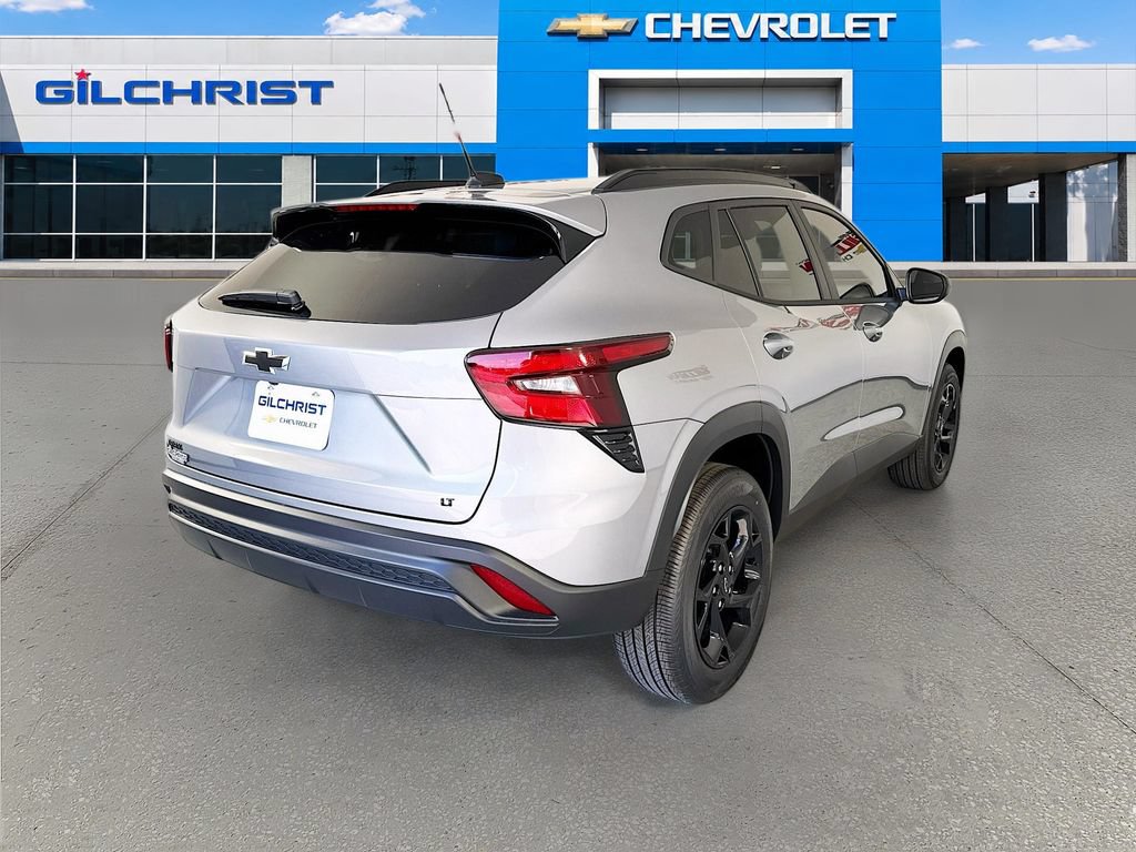 New 2026 Chevrolet Trax LT w/ Midnight Edition FWD image 8