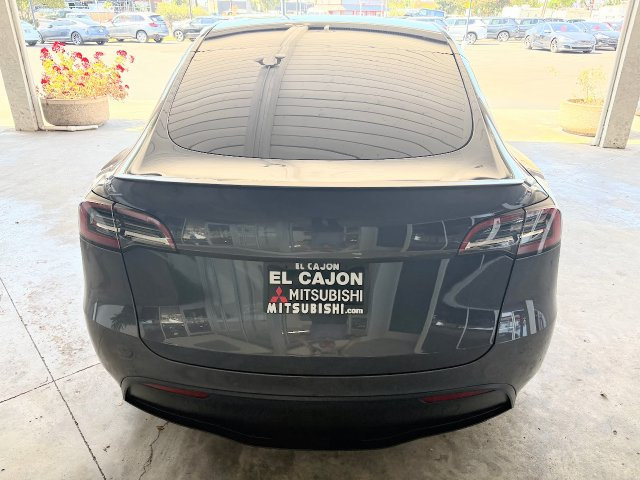 Used 2022 Tesla Model Y Performance AWD/4WD image 4