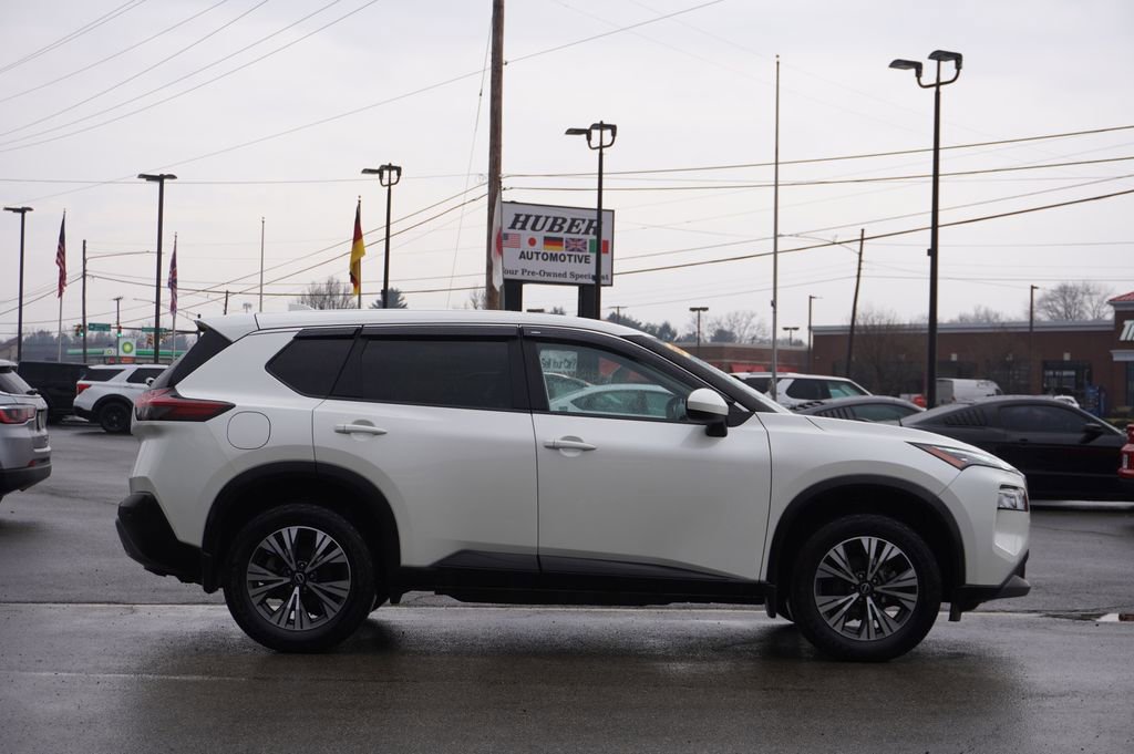 Used 2023 Nissan Rogue SV image 8