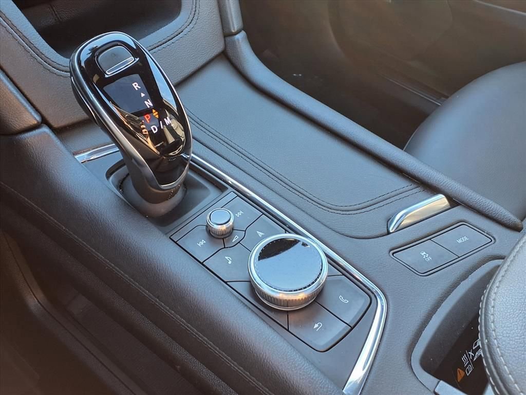 Used 2025 Cadillac XT5 Premium Luxury image 15