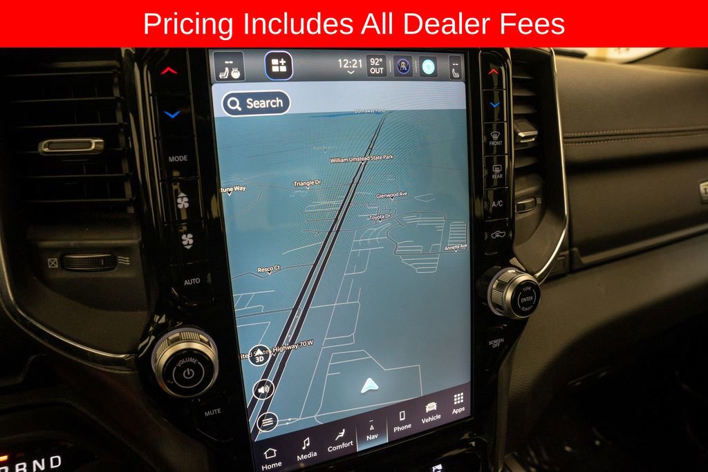 Used 2025 RAM 1500 Laramie AWD/4WD image 13