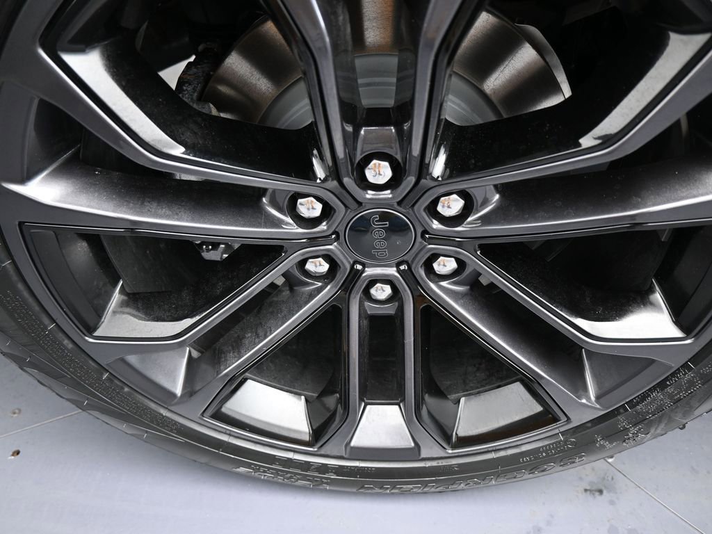 New 2026 Jeep Grand Wagoneer Summit image 41