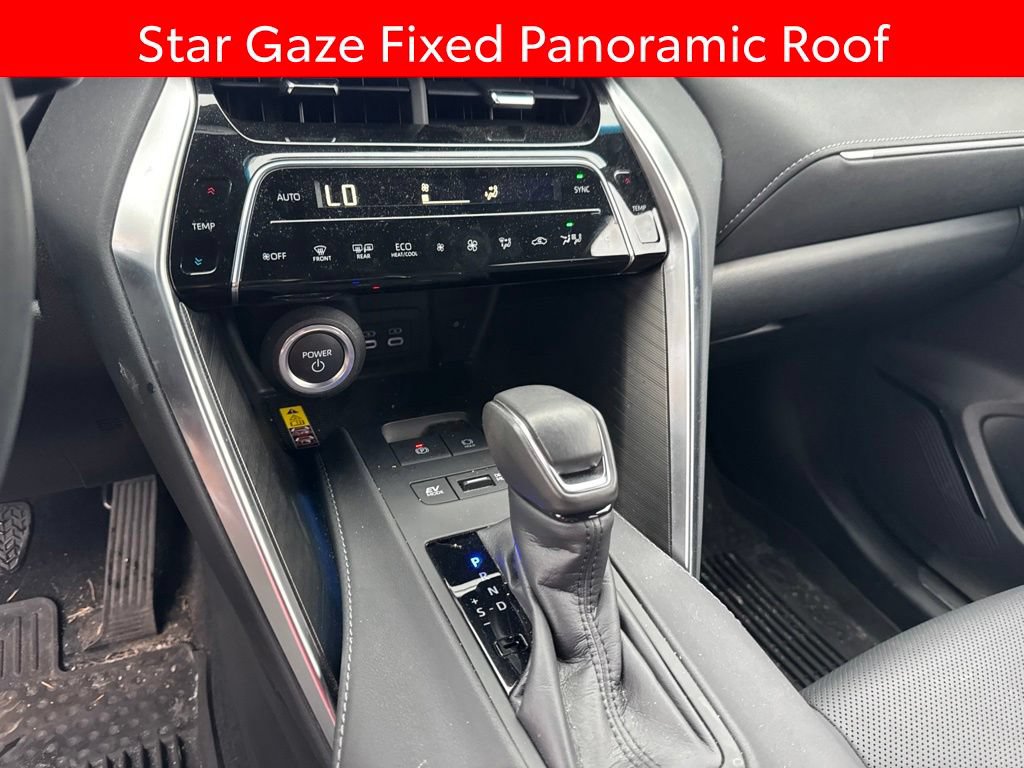 Used 2024 Toyota Venza Limited AWD/4WD image 7