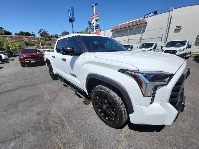 Used 2026 Toyota Tundra Limited AWD/4WD image 2