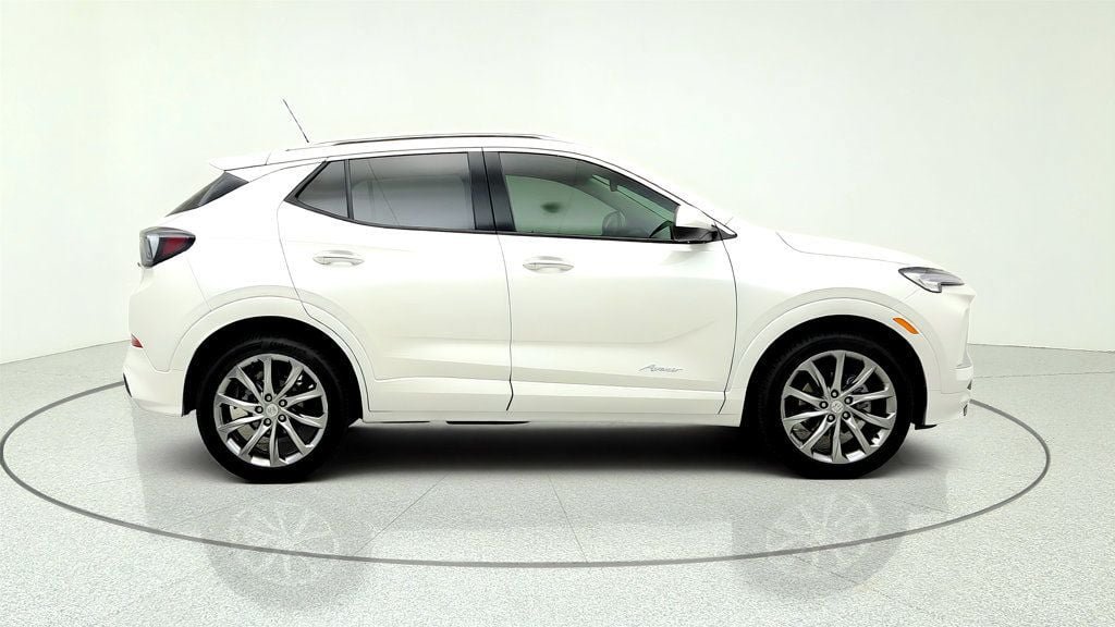 Used 2026 Buick Encore GX Avenir FWD image 4