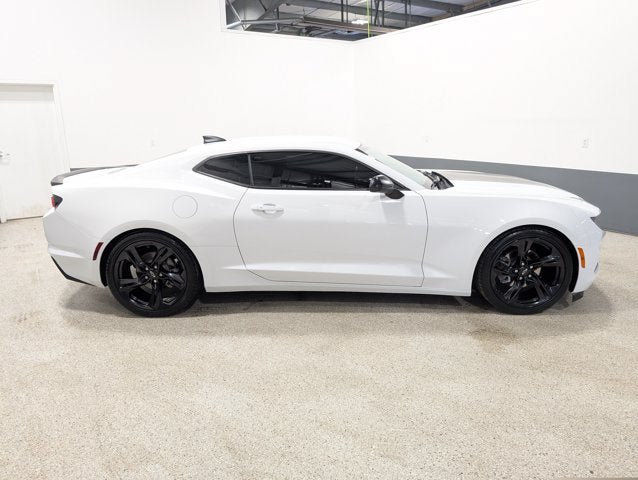 Used 2021 Chevrolet Camaro LT RWD image 2