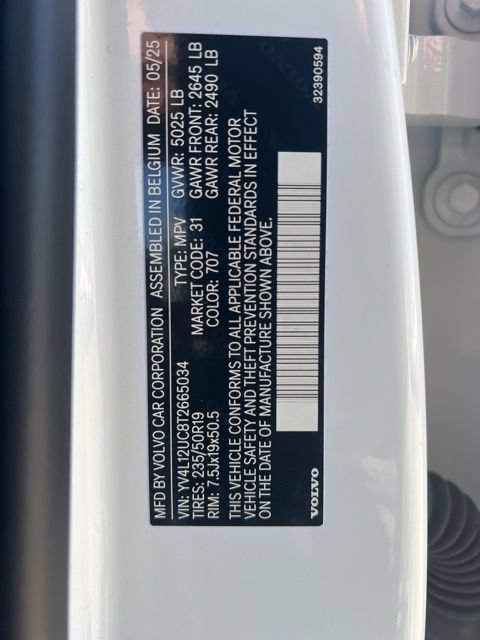 New 2026 Volvo XC40 B5 Plus w/ Climate Package AWD/4WD image 10