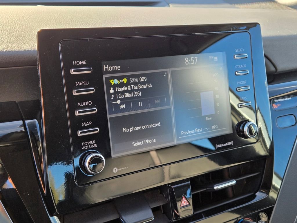 Used 2024 Toyota Camry SE image 25