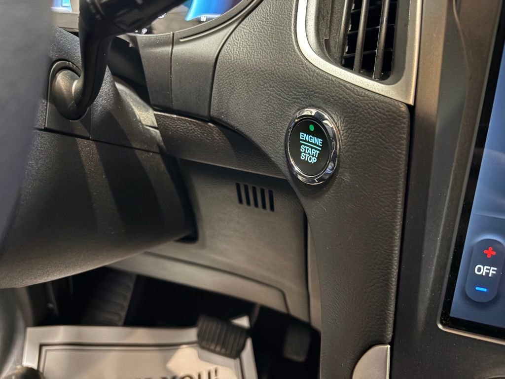 Used 2023 Ford Edge SEL w/ Convenience Package image 16