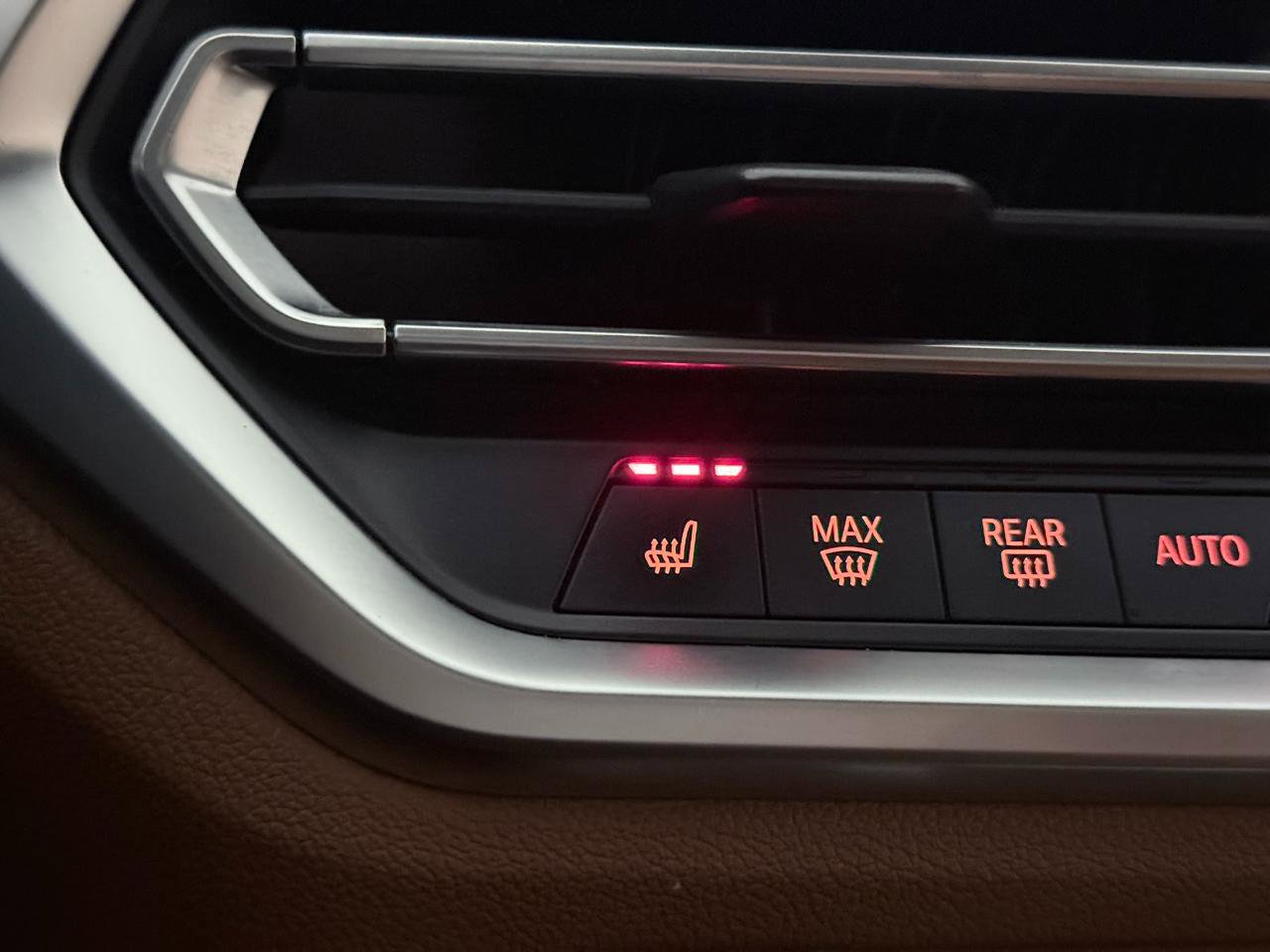 Used 2021 BMW 440i xDrive Coupe w/ Premium Package image 34