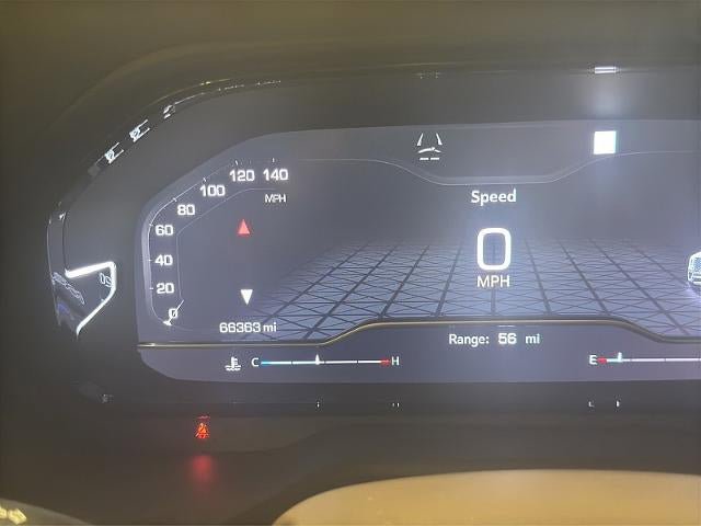 Used 2022 GMC Yukon Denali w/ Denali Premium Package image 27
