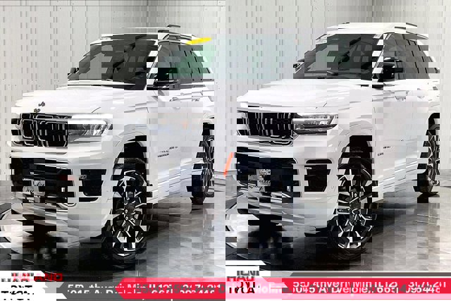 Used 2023 Jeep Grand Cherokee Overland image 1