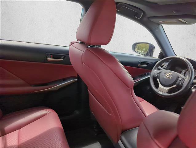Used 2020 Lexus IS 300 F Sport w/ F Sport Package image 19