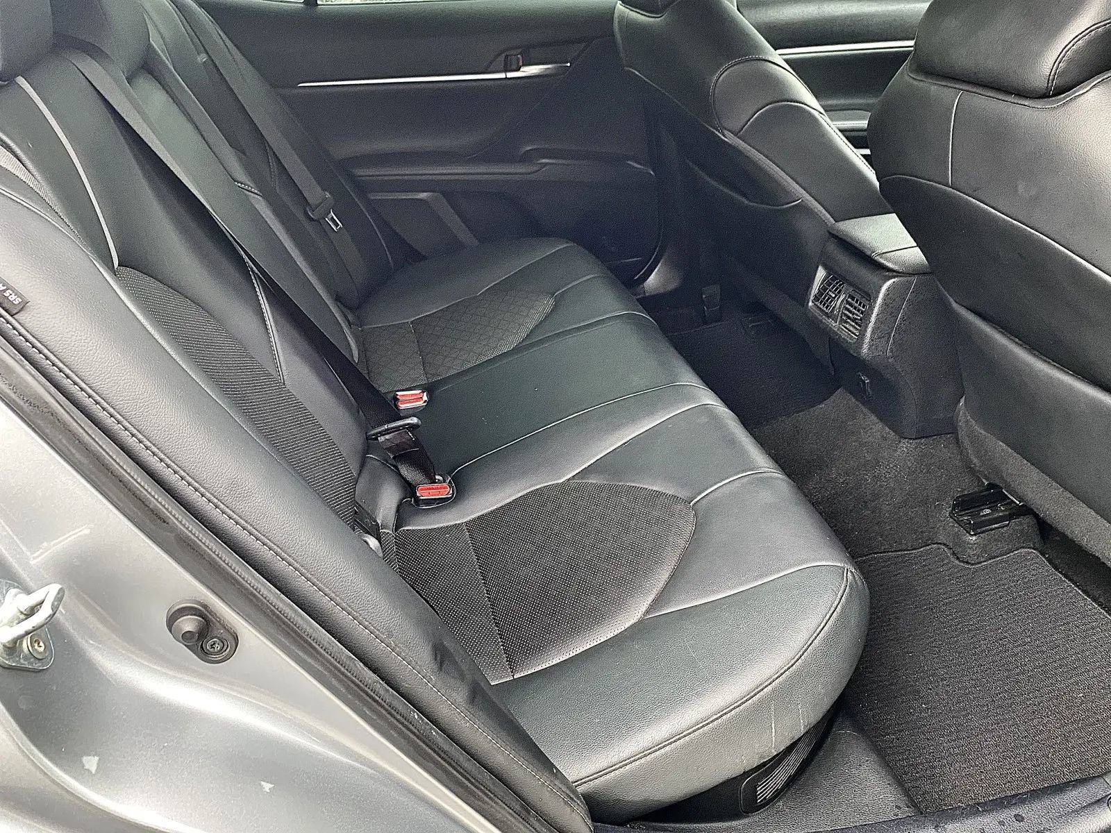 Used 2022 Toyota Camry XSE w/ Navigation Upgrade Package FWD image 7