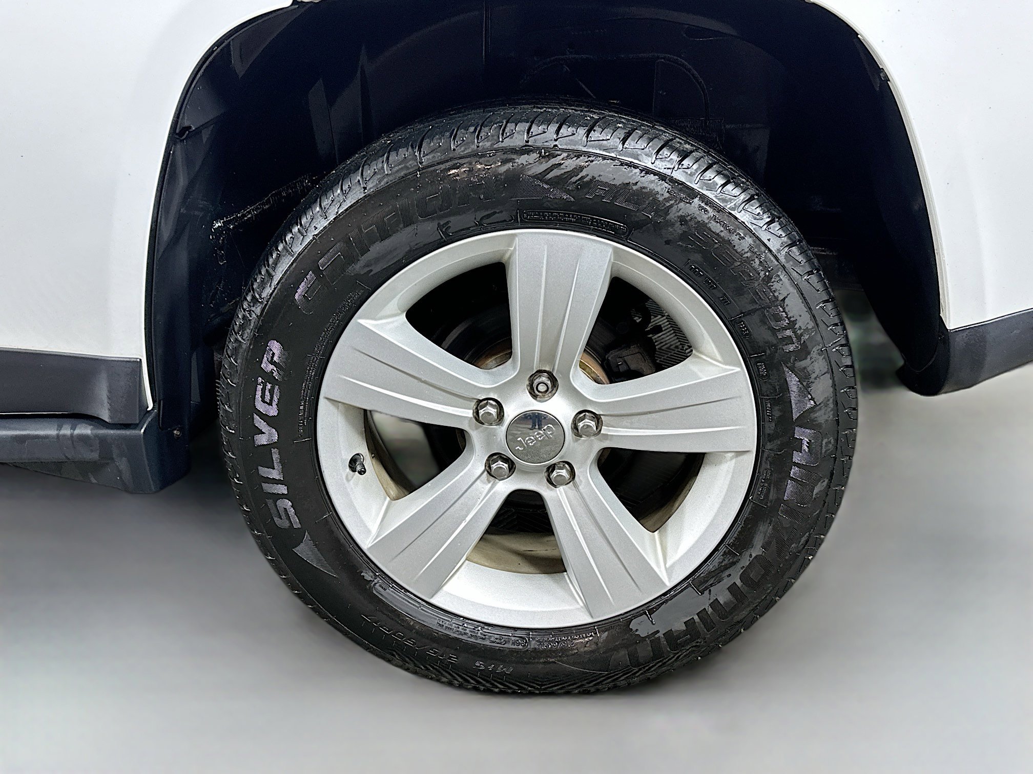Used 2016 Jeep Compass Latitude AWD/4WD image 28