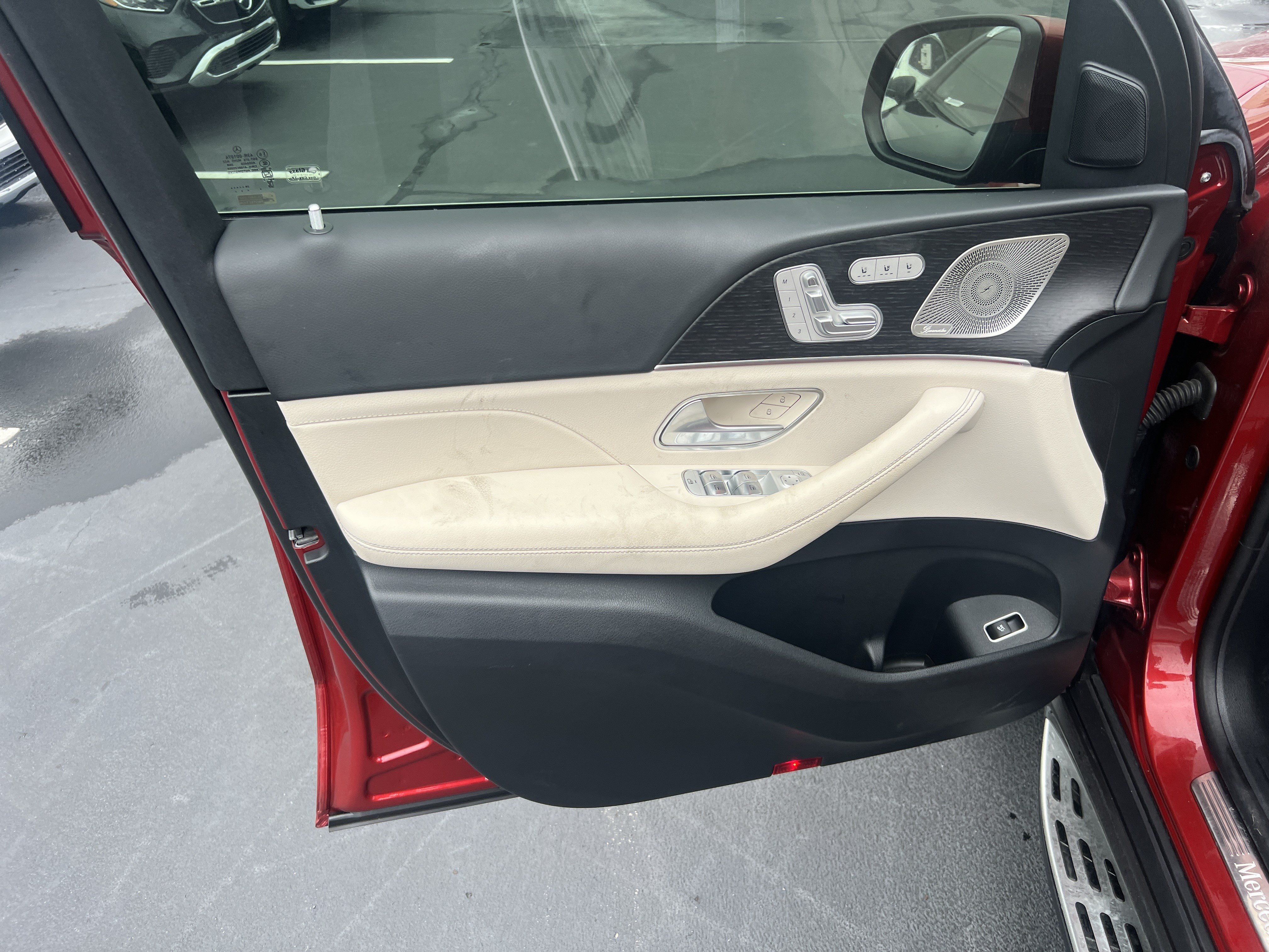 Certified 2025 Mercedes-Benz GLE 350 4MATIC w/ AMG Line Exterior image 14