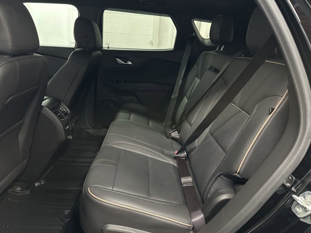 Used 2024 Chevrolet Blazer Premier w/ Enhanced Convenience Package image 35
