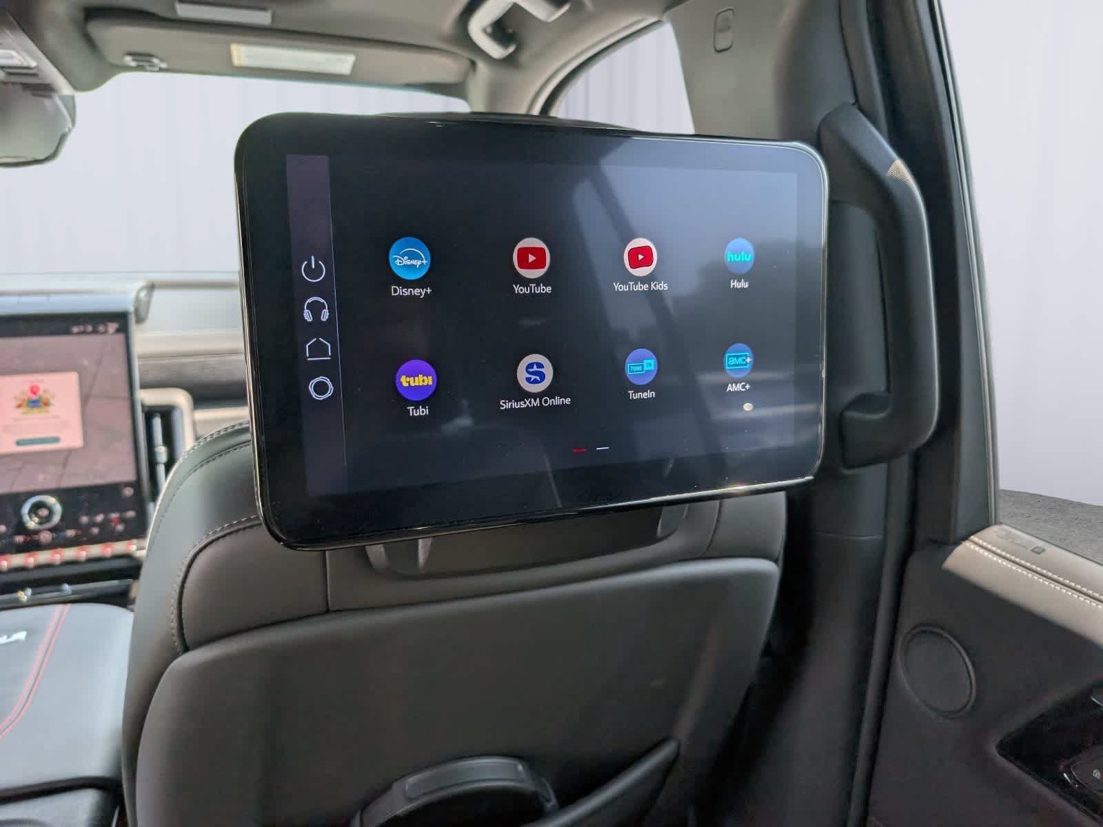 Used 2025 GMC Yukon AT4 Ultimate AWD/4WD image 21