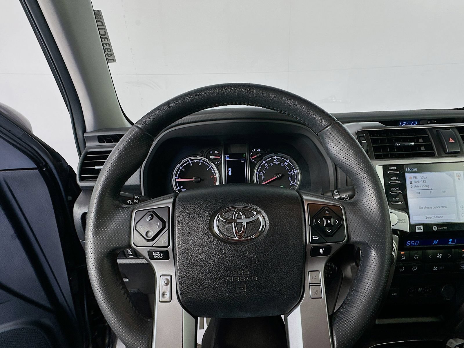 Used 2021 Toyota 4Runner Limited AWD/4WD image 11