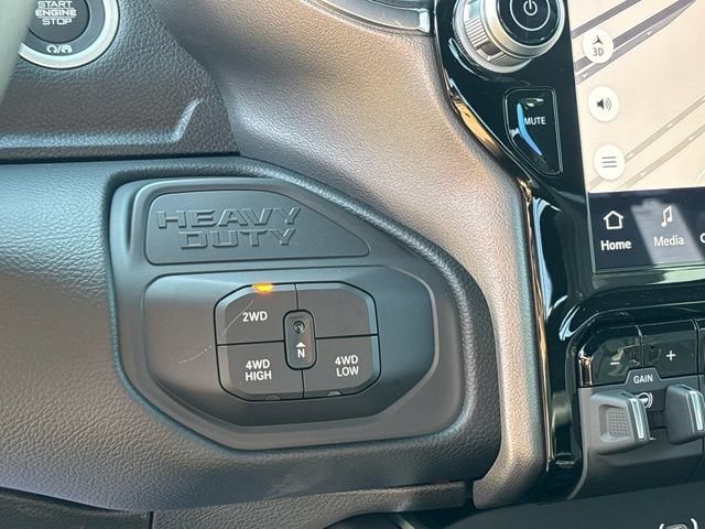 New 2026 RAM 4500 4x4 Crew Cab DRW w/ Laramie Trim Package image 22
