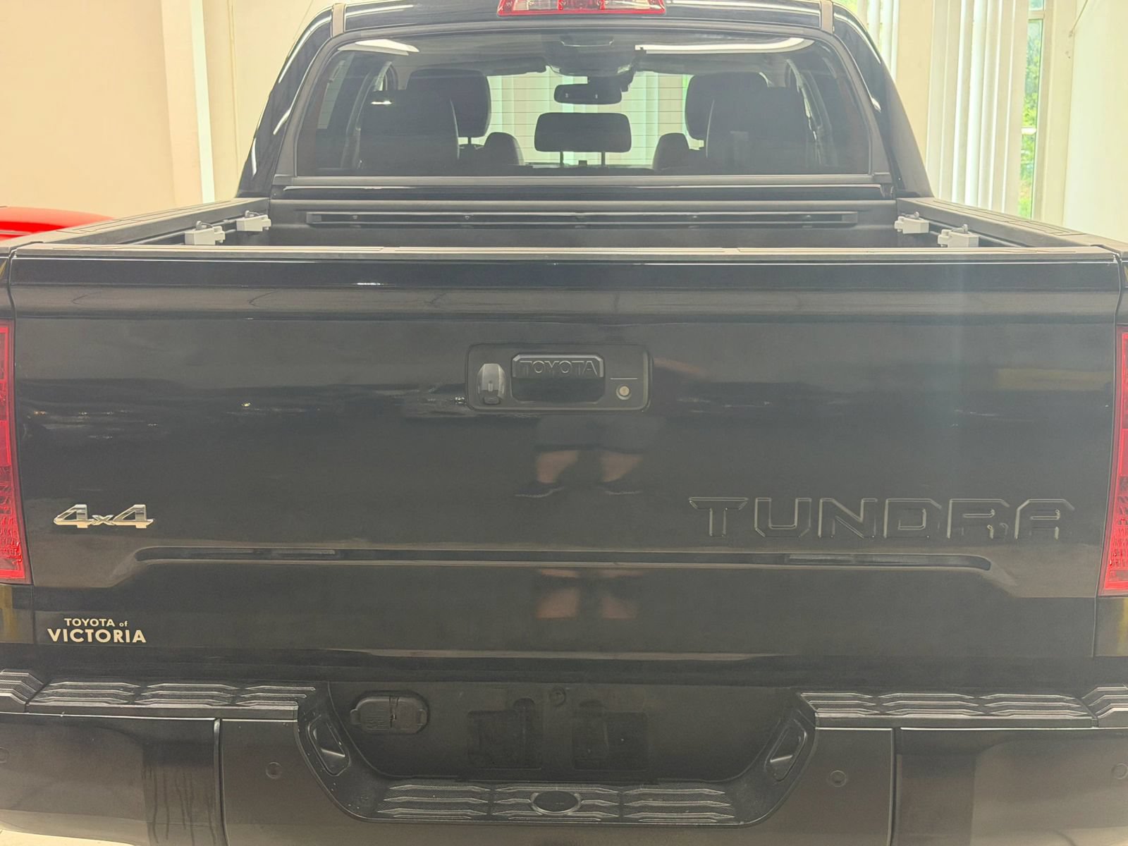 Used 2020 Toyota Tundra Platinum AWD/4WD image 11