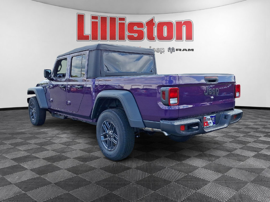 New 2026 Jeep Gladiator Sport AWD/4WD image 3