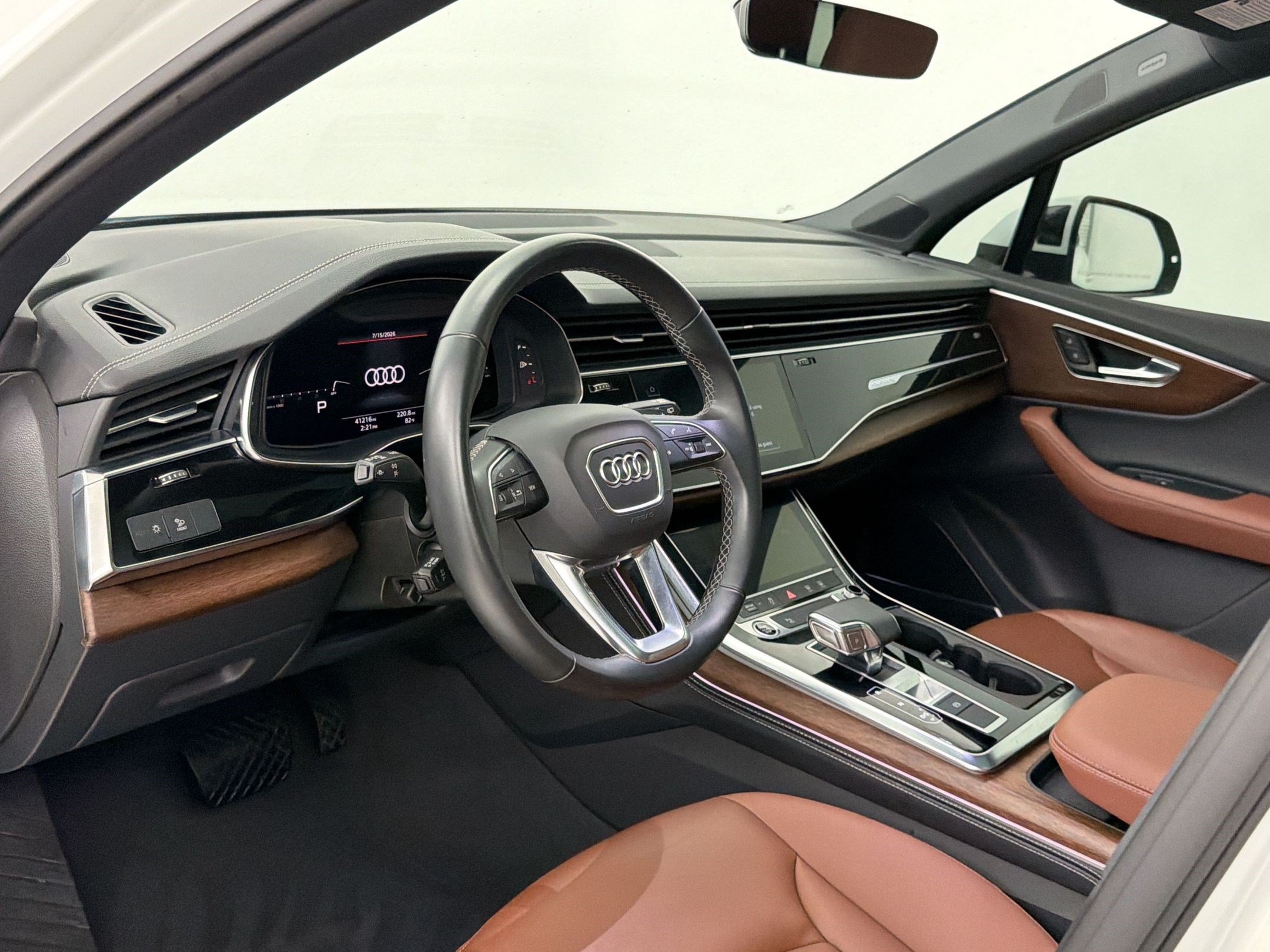 Used 2025 Audi Q7 3.0T Premium Plus AWD/4WD image 4
