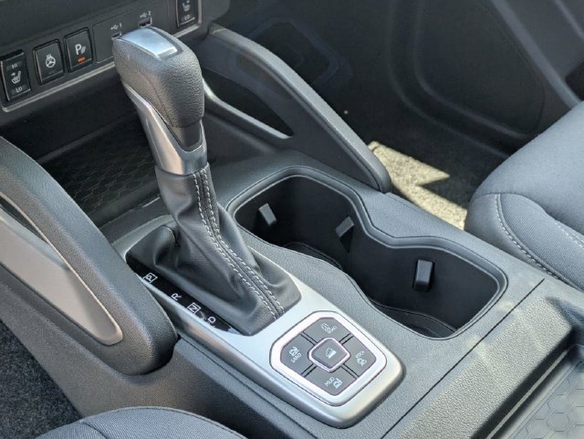 New 2026 Nissan Frontier SV w/ All-Weather Content Package AWD/4WD image 18