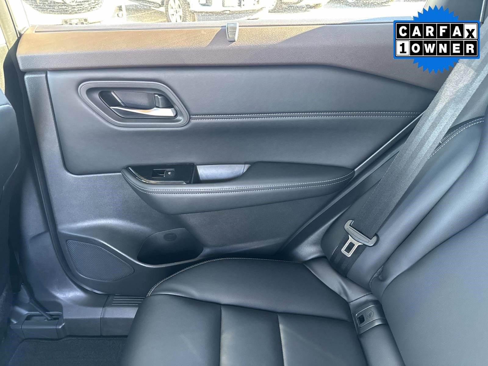 Used 2023 Nissan Rogue SL w/ SL Premium Package image 16