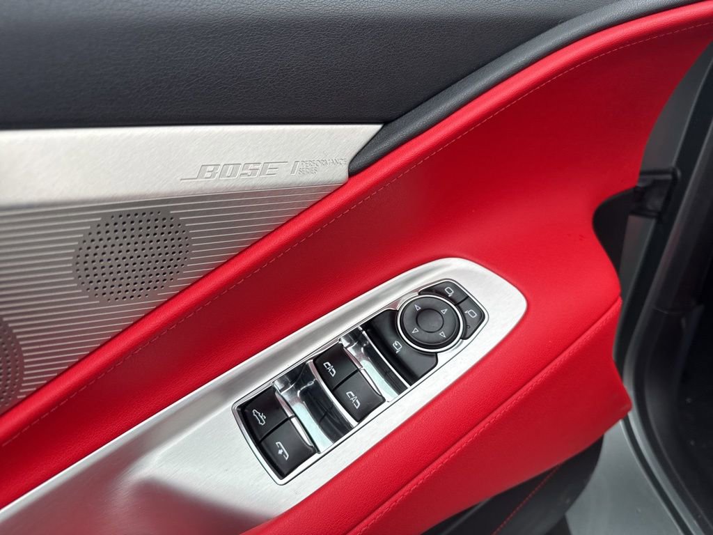 Used 2024 Chevrolet Corvette Stingray Preferred Conv w/ Battery Protection Package image 15