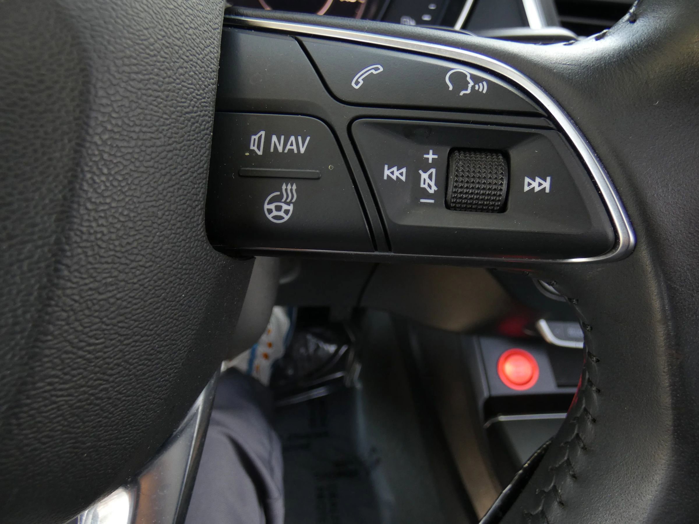 Used 2020 Audi Q5 e Premium Plus image 62