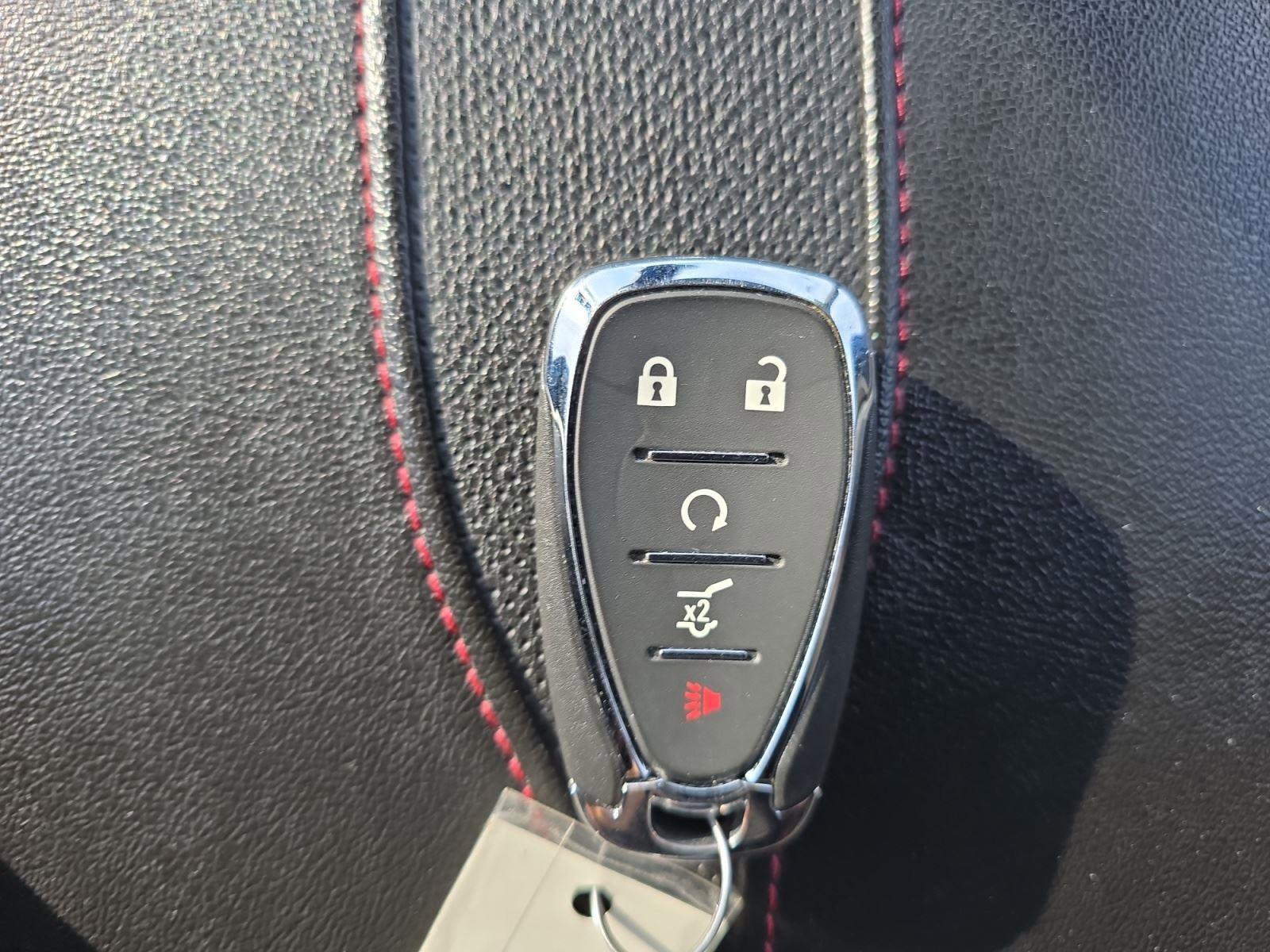 Used 2024 Chevrolet Traverse RS image 12