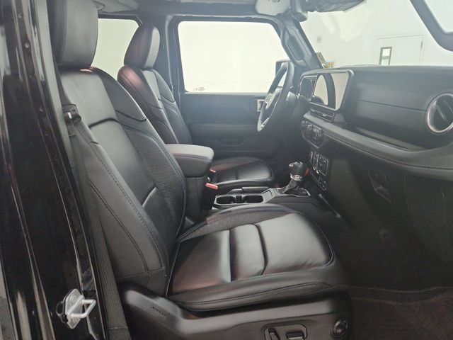 Used 2024 Jeep Wrangler High Altitude AWD/4WD image 25