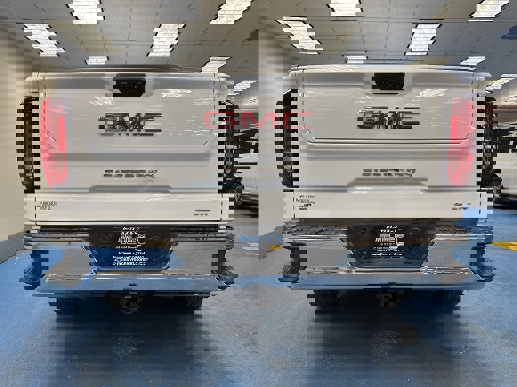 Certified 2025 GMC Sierra 1500 SLT image 7